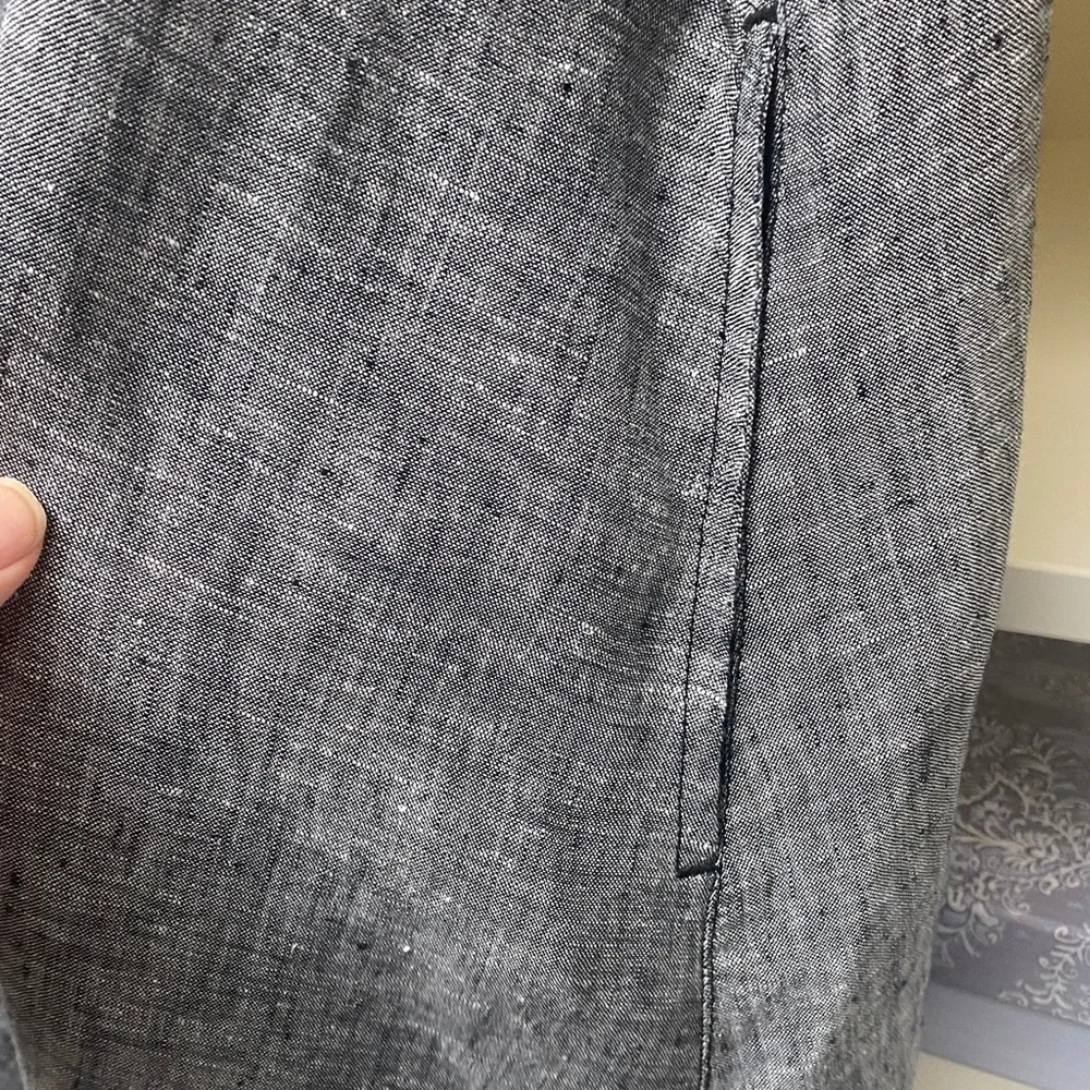 Tahari - Gray Linen Button-Down Dress!  Like NEW. Size S. - Picture 10 of 15
